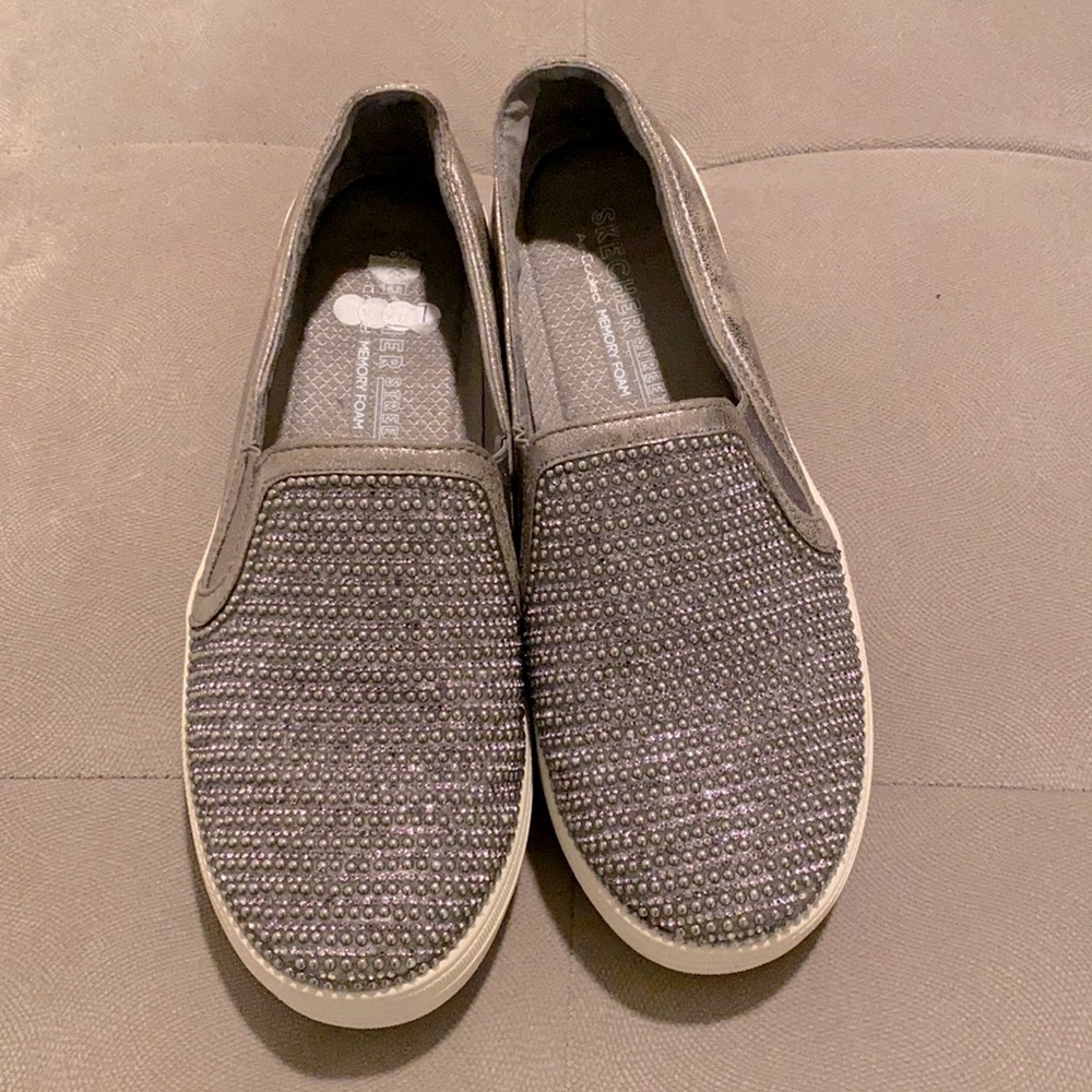 Skechers Platform Sneaker Wm Size 6.5